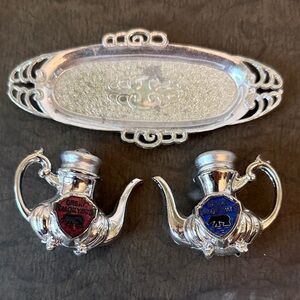 Vintage Silver colored salt and pepper shaker set- Great Smoky Mountains
